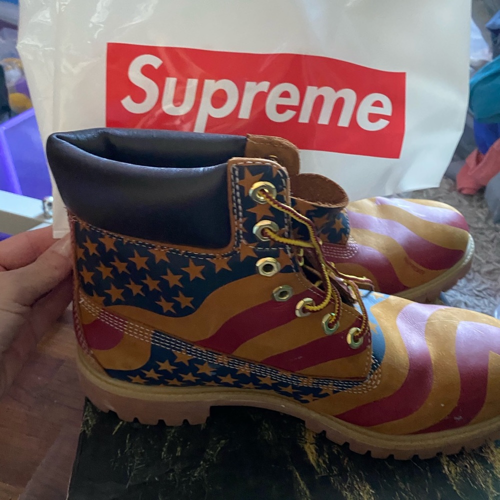 SUPREME MENS AUTHENTIC TIMBERLAND WORK BOOTS